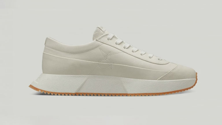 Video shows Sneaker turning back to earth